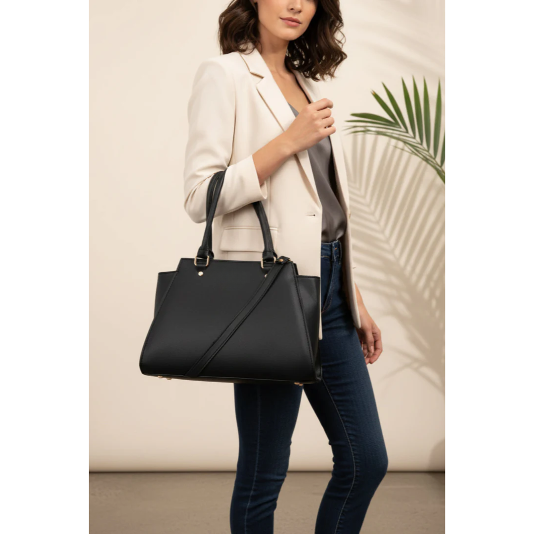 Curve Shoulder Bag - Black