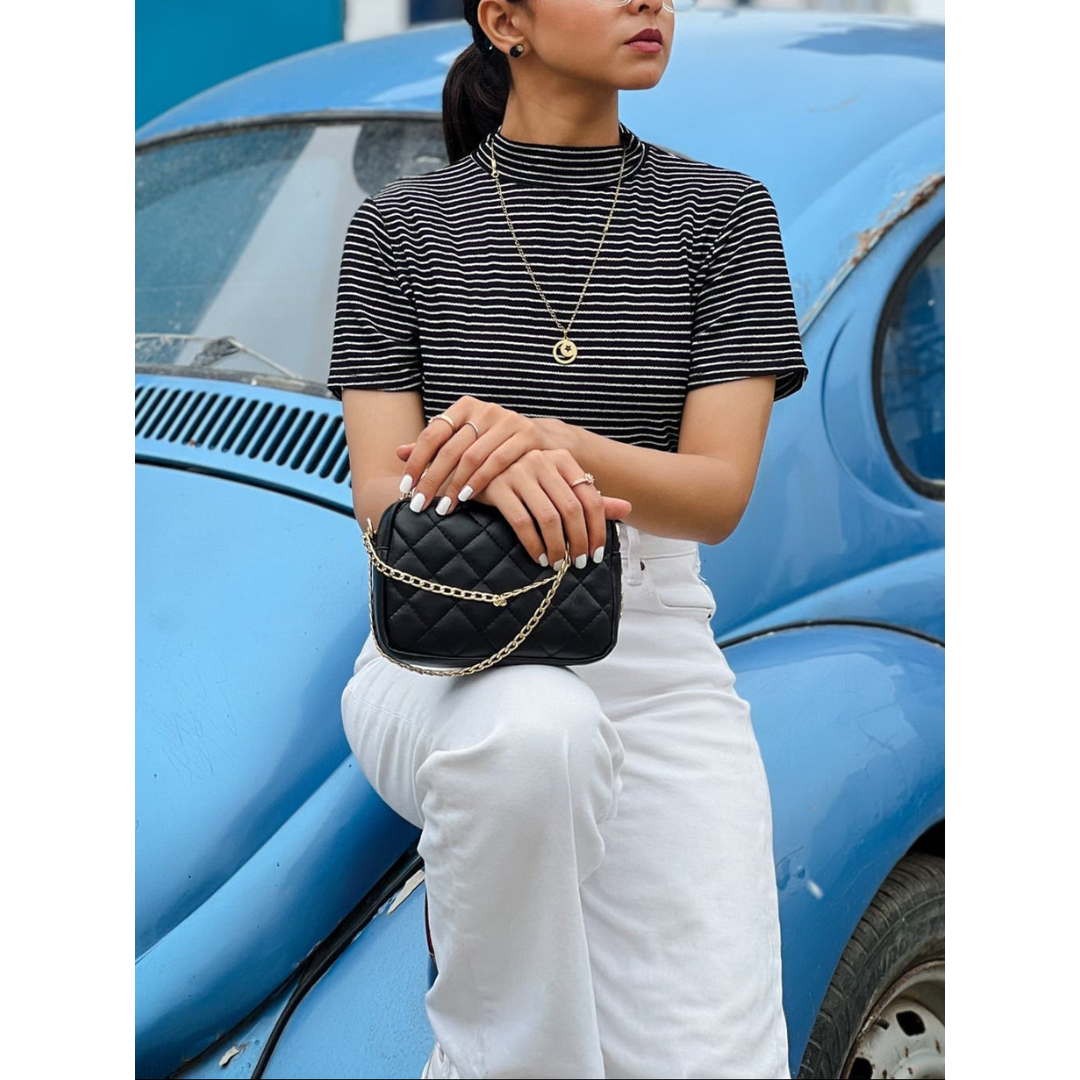 Urban Chic Crossbody - Black